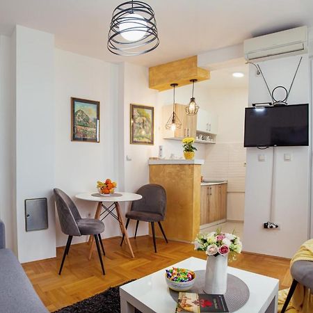 Apartman Mia Сремська Митровиця Екстер'єр фото