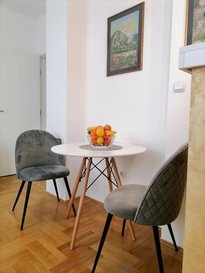 Apartman Mia Сремська Митровиця Екстер'єр фото