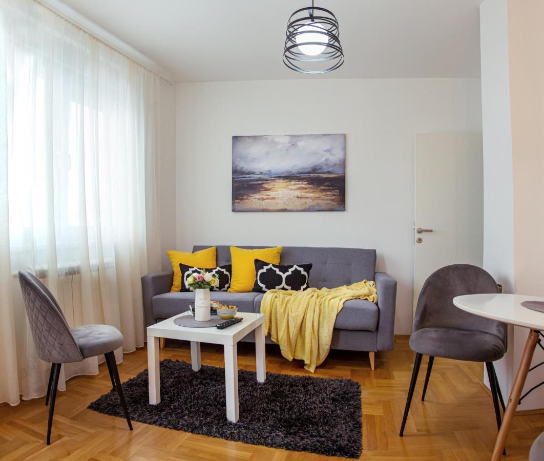 Apartman Mia Сремська Митровиця Екстер'єр фото