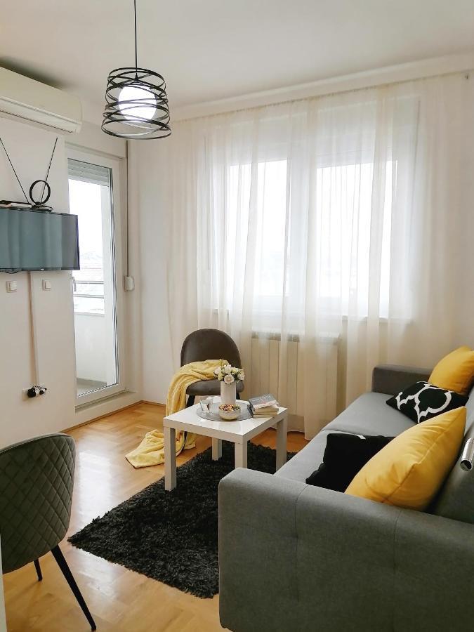 Apartman Mia Сремська Митровиця Екстер'єр фото